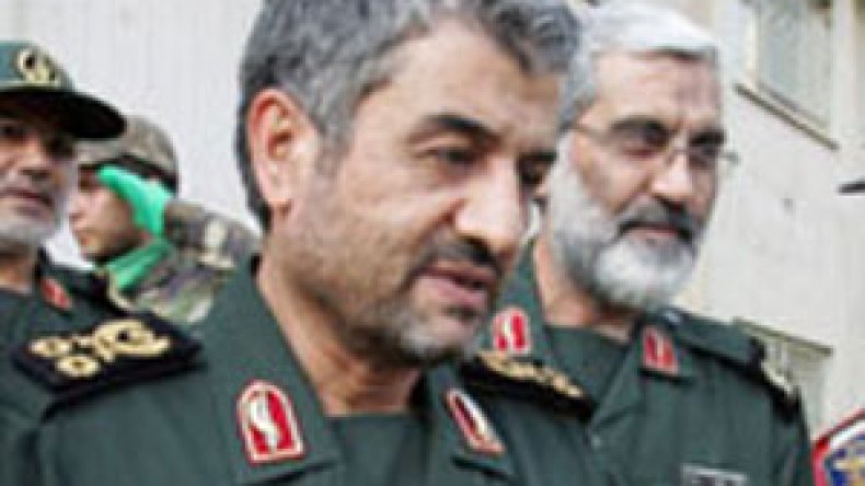 قائد قوات الحرس الثوري: الثوريون المسلمون سيقفون إلى جانب إيران