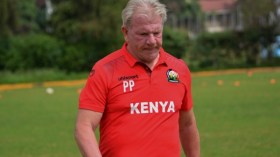 المدرب السابق لإتحاد العاصمة يمنح كينيا لقبا جهويا