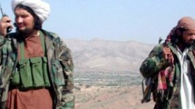 تضارب الأنباء حول وفاة زعيم طالبان باكستان