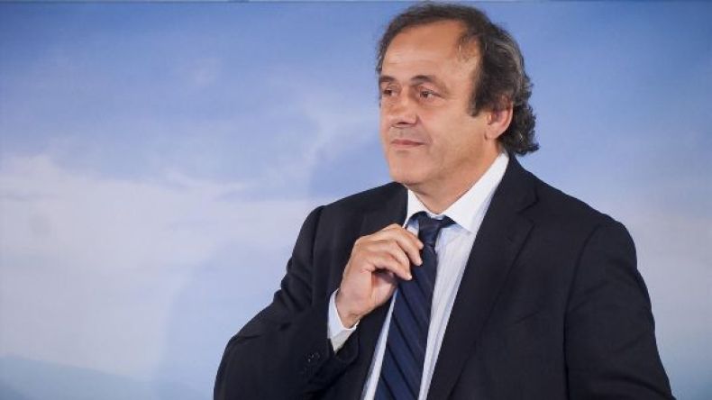 بلاتيني يتهيّأ لإعلان ترشحه لرئاسة الفيفا