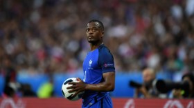 باتريس إيفرا: إخفاق منتخب فرنسا سببه الإرهاب
