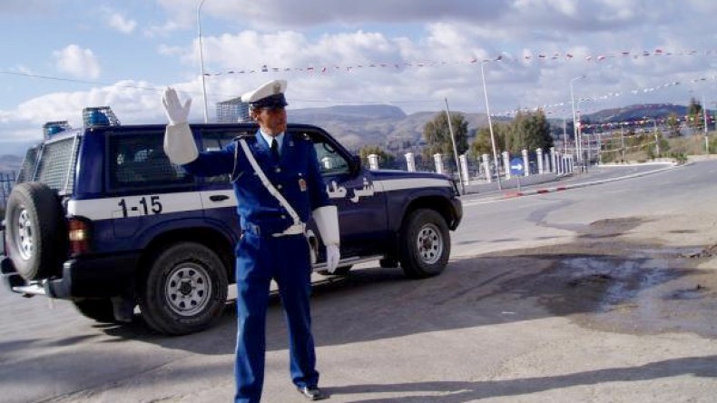 سيناتور سابق‮ ‬يعتدي‮ ‬على ضابط شرطة بتلمسان