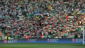 أنصار السلتيك ينتصرون لفلسطين ويرجمون الصهاينة