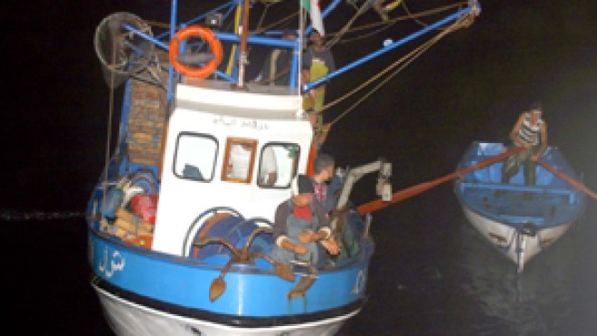 التحقيق مع 50 صيادا في قضية نقل الإرهابيين عبر القوارب بولايات الوسط