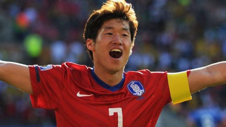 النجم الكوري “بارك جي سونغ” يرفض العودة إلى المنتخب وخوض المونديال