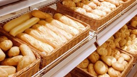 مخابز صناعية ومراكز تجارية للقضاء على أزمة التموين في الأعياد والعطل