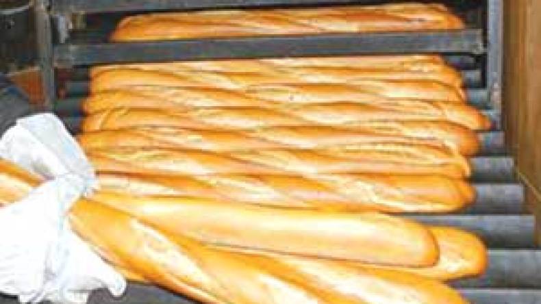 الخبز المدعم من طرف الدولة يختفي من المخابز