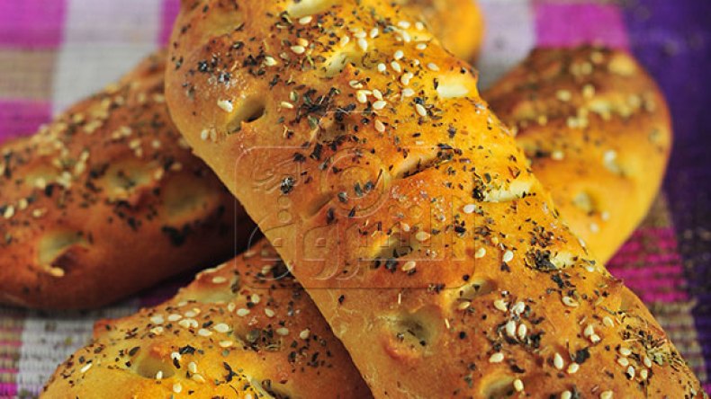 خبز أبيض بالأعشاب