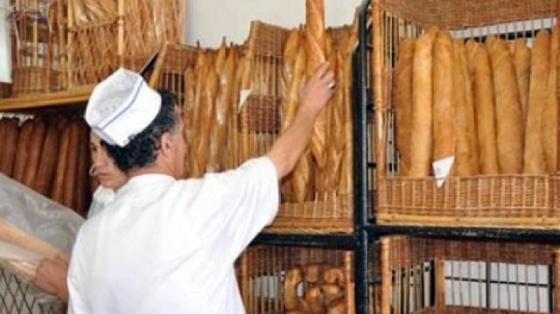 الجزائريون يستهلكون 24 مليون خبزة يوميا في رمضان