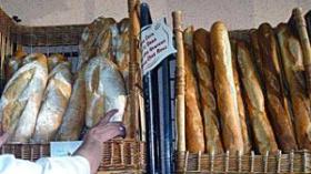 ستة غرامات من المواد الكيماوية المجهولة يتناولها الجزائري يوميا في الخبز