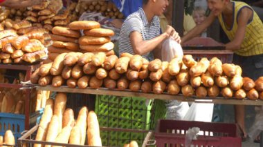 Les subventions des prix du lait, du pain…destinées aux faibles revenus