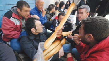 Les Algériens consomment 49 millions de baguettes par jour