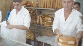 زيادات مفاجئة في أسعار الفرينة تحدث غليانا وسط الخبازين