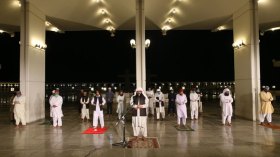 باكستان.. صلاة التراويح وفق تدابير كورونا