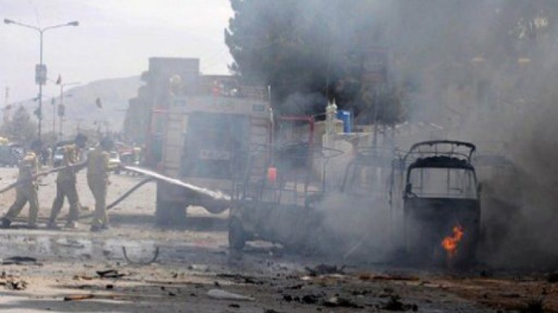 17 قتيلا على الأقل في انفجار سيارة مفخخة بباكستان