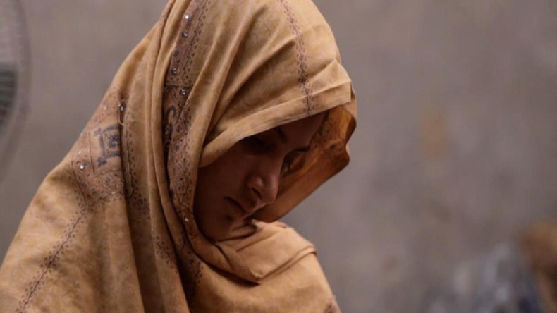 “فتاة في النهر” مرشّح الأوسكار الذي يحارب جرائم الشرف