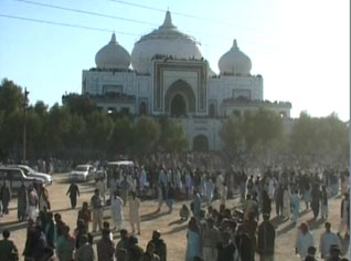 Au coeur de la lutte anti-terroriste, le Pakistan face à d'immenses défis