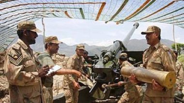 Pakistan: l'armée assure progresser à Swat, de nombreux civils tués