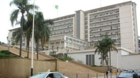 مكاتب أجنبية تخادع الحكومة وتسلم الجزائريين مشاريع الموت