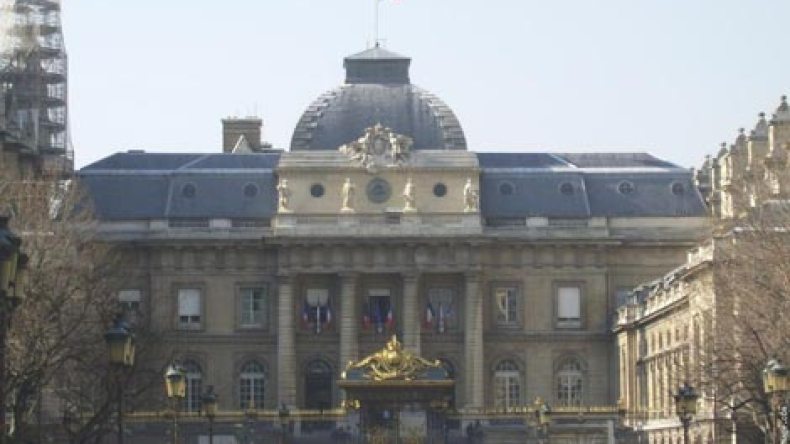 5 سنوات سجنا لعدلان هيشور الفيزيائي جزائري الأصل