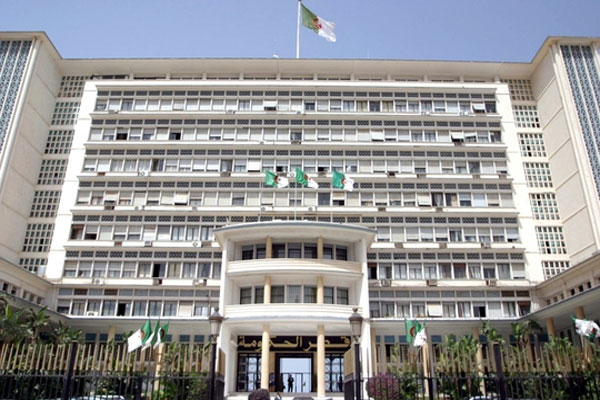 25 ministres technocrates dans le nouveau gouvernement