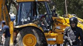 اصابة 19 اسرائيليا  في هجوم بجرافة  بالقدس المحتلة