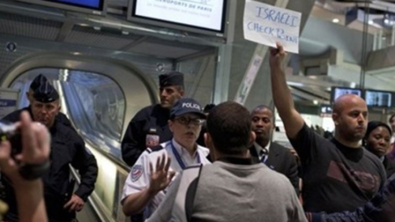 Pro-Palestinian activists refused Israel flight