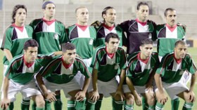 المنتخب الفلسطيني يدعو “الخضر” لمواجهته وديا