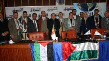 Un pont aerien d'aides algériennes à Gaza