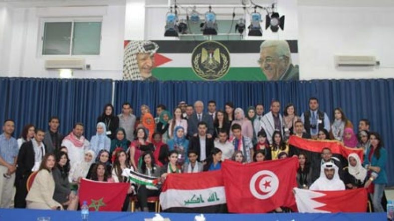 نحن في ضيافة أبو مازن وليس في ضيافة الإسرائيليين