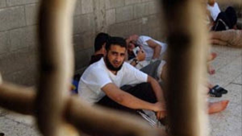 اسرائيل تمنع 800 سجين فلسطيني من الجامعة وحماس تعتبر أمريكا منحازة لإسرائيل