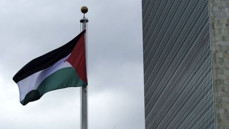 الجزائر تبلغ فلسطين “التهاني الحارة” بمناسبة رفع علمها بمقر الأمم المتحدة