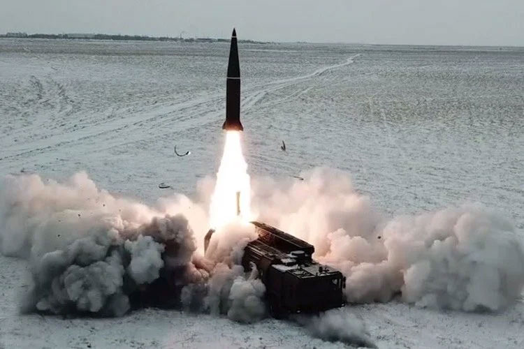 Military Watch Magazine: “Algeria Possesses The Most Powerful Ballistic Missile In The World”