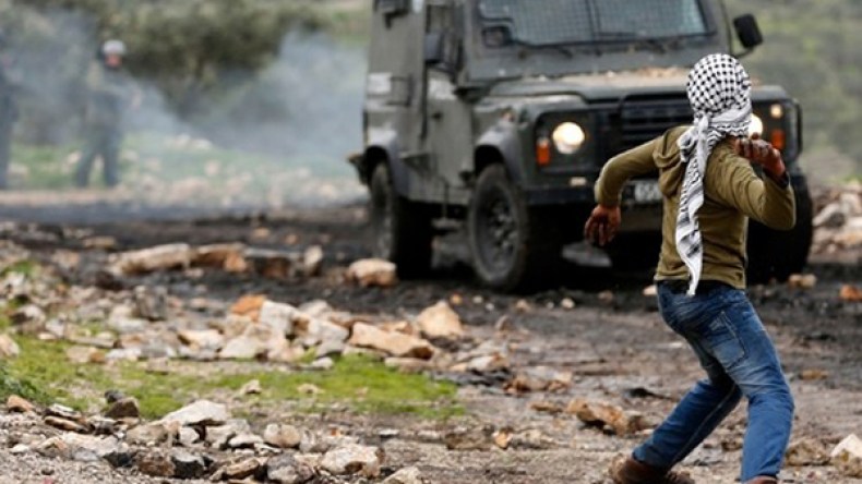 إلقاء الحجارة “إرهاب” !