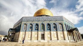 جاءت فلسطين.. فليغادر العرب والمسلمون دائرة الفتنة