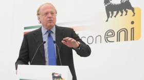 مدير‮ “‬إيني‮” ‬في‮ ‬حملة‮ ‬لتبييض‮ ‬الاستثمارات‮ ‬الإيطالية‮ ‬بالجزائر‮ ‬