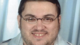 “لا أريد شيئا من الحياة سوى رؤية والدتي فاطمة الزبيري”