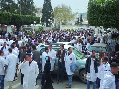 Santé : 24 000 employés n’ont pas été payés depuis janvier