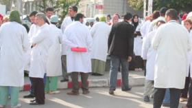 نقابات الصحة تتوعد بتصعيد الاحتجاجات وشل المستشفيات الأسابيع المقبلة