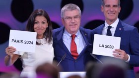 باريس تنظم أولمبياد 2024.. ولوس أنجلوس دورة 2028