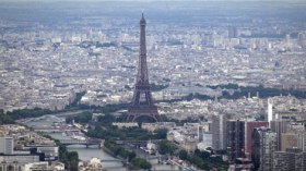 اعتقال شاب على صلة بحادثة طعن الجندي بباريس