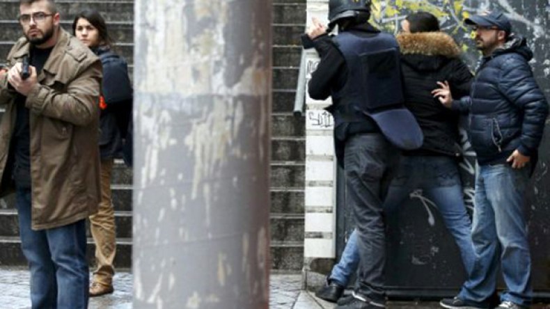 النمسا ترحل مشتبها بهما في هجمات باريس إلى فرنسا