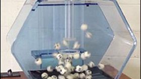 قاضي التحقيق يأمر بإجراء خبرة ثالثة في قضية الرهان الرياضي الجزائري