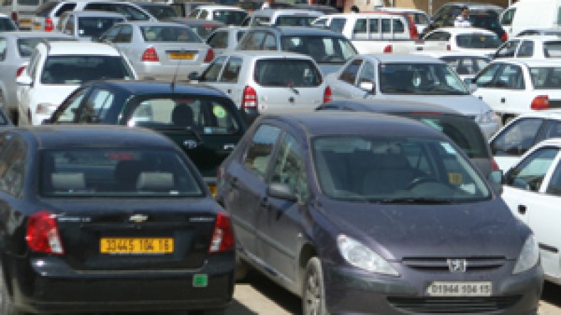 معالجة 55 قضية سرقة سيارات في شهر واحد خلال عام  2008