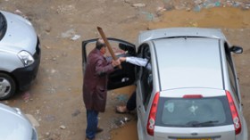 “الباركينغ “بالقزّول .. ادفع أو ارحل