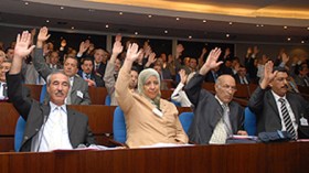 مكتب البرلمان يرفض عقد جلسة طارئة حول غزة