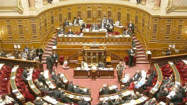 Ask The Interior Ministry To Grant Citizenship For Algerians Who Were Born in France before July, 21,1962