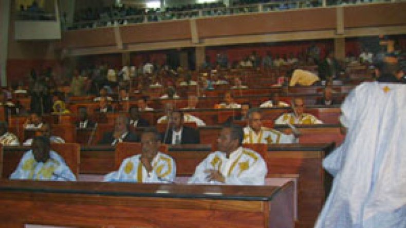 استخفاف بالنواب أم ردّ إعتبار للبرلمان؟