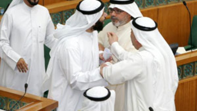 احتجاج برلماني عارم على وزير النفط الكويتي الجديد