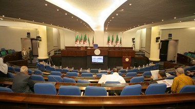 L’étau se resserre sur les ministres au Parlement!